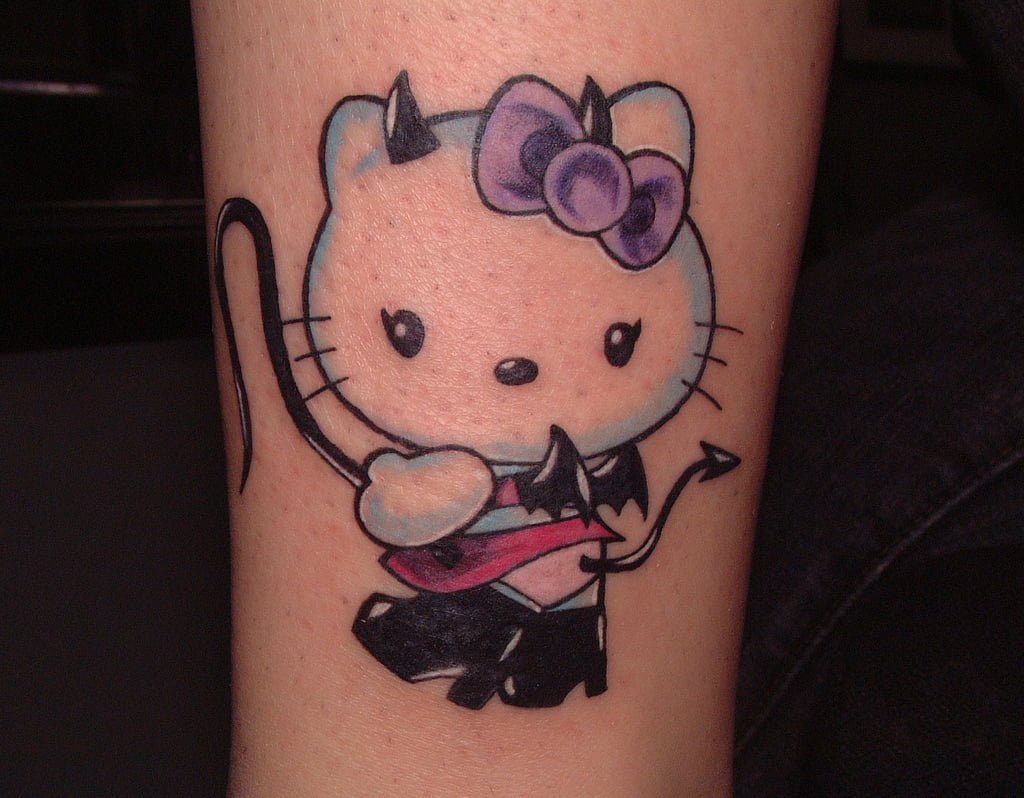 31 hello kitty tattoo design | EntertainmentMesh