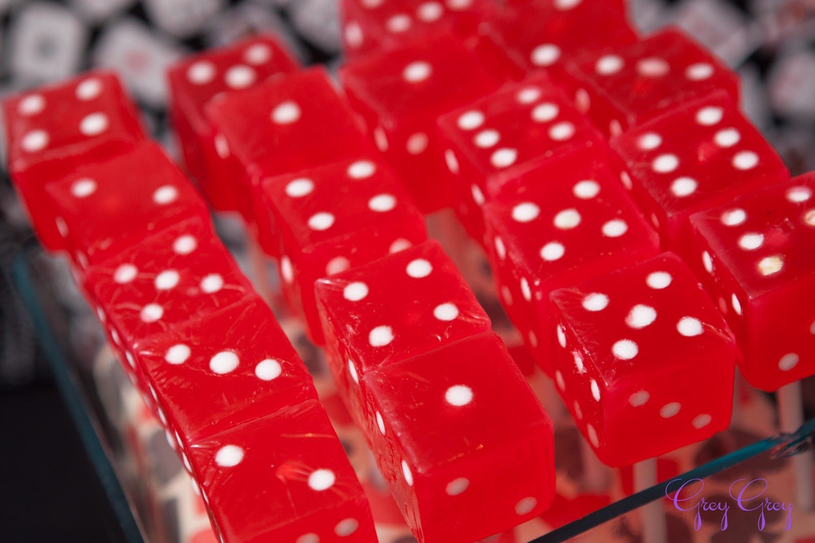 10-unique-ideas-for-christmas-party-entertainment-entertainmentmesh