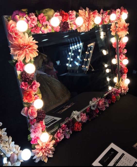 rustic floral led vanity mirror for girls bedroom