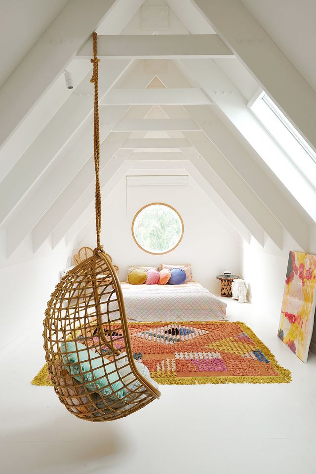 girls bedroom decoration ideas with rug and hanging chair