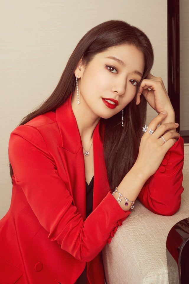lovely Park Shin-hye