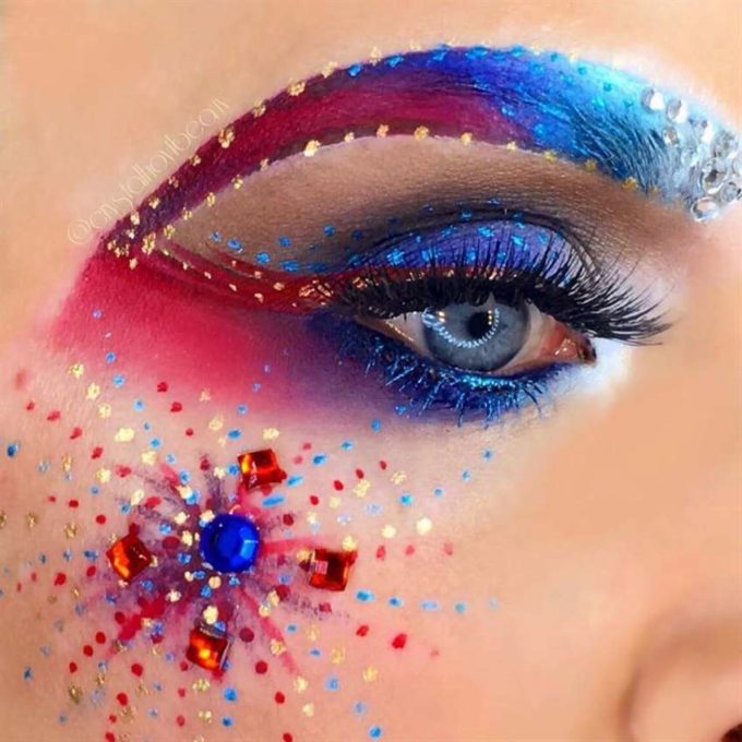 Cute Red White and Blue Makeup Looks for 4th of July 2019