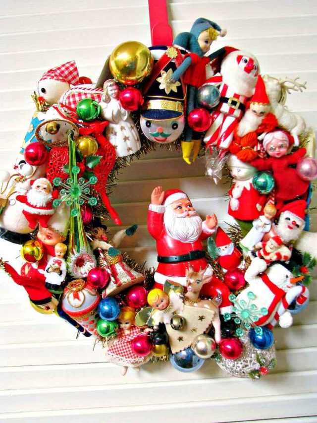 12 Amazing Ideas For A Tacky Christmas Party – EntertainmentMesh