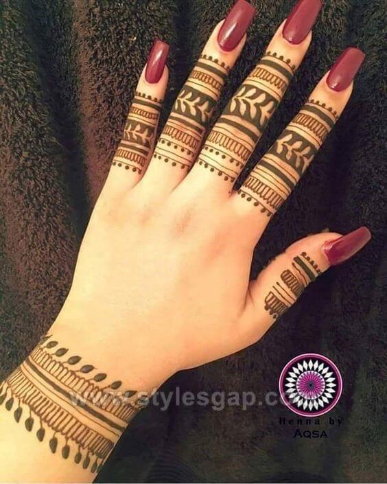 beautiful floral bracelet mehndi design