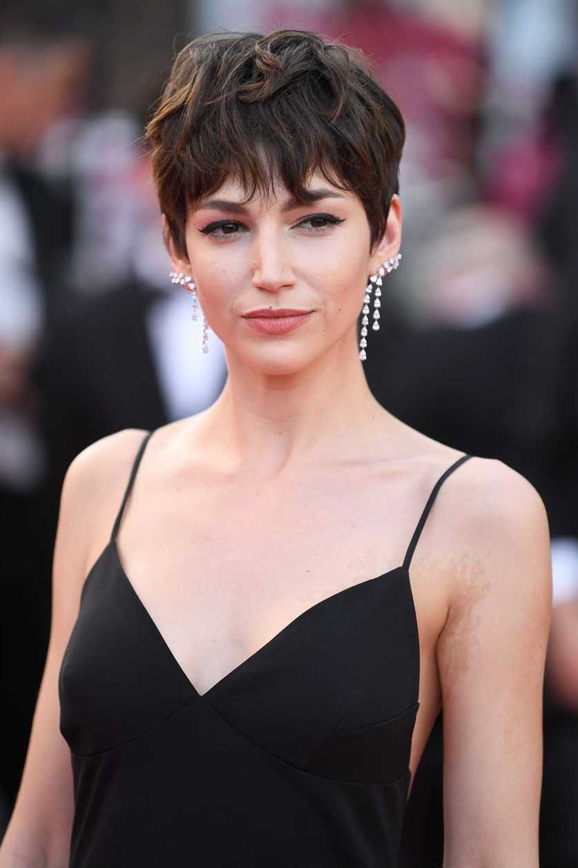 gown for short hair