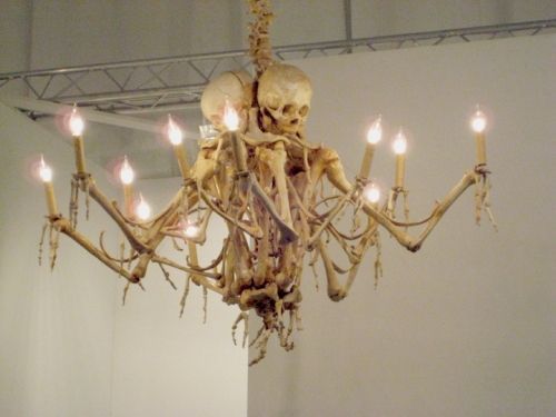 skeleton chandelier decor ideas for halloween