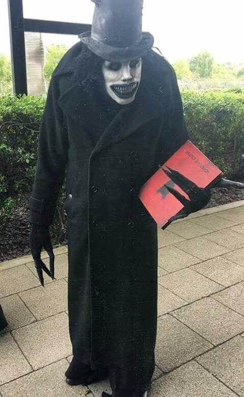 diy creepy babadook costume idea