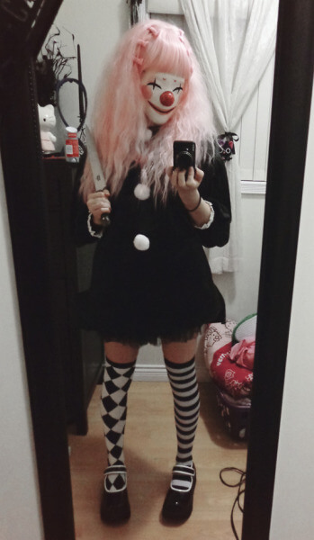 diy creepy clown halloween costume idea