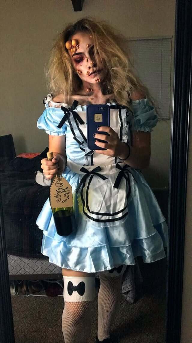 diy creepy poison alice in wonderland halloween costume idea