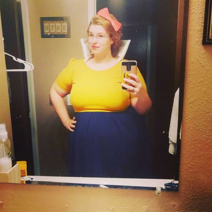 homemade snow white plus size halloween costume idea