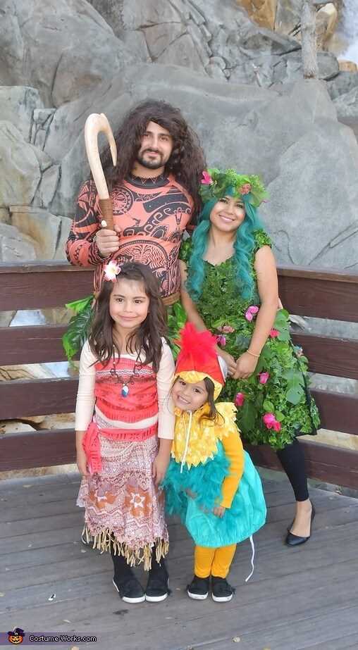 moana theme family halloween costumes ideas