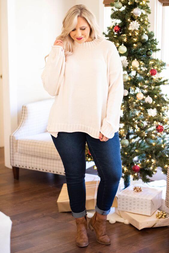 comfy white sweater christmas casual outfit ideas
