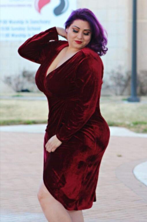 deep v-neck maroon velvet party plus size dress