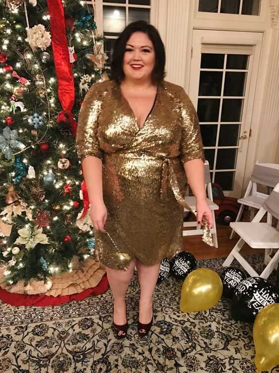 stunning golden sparkly dress for christmas outfit