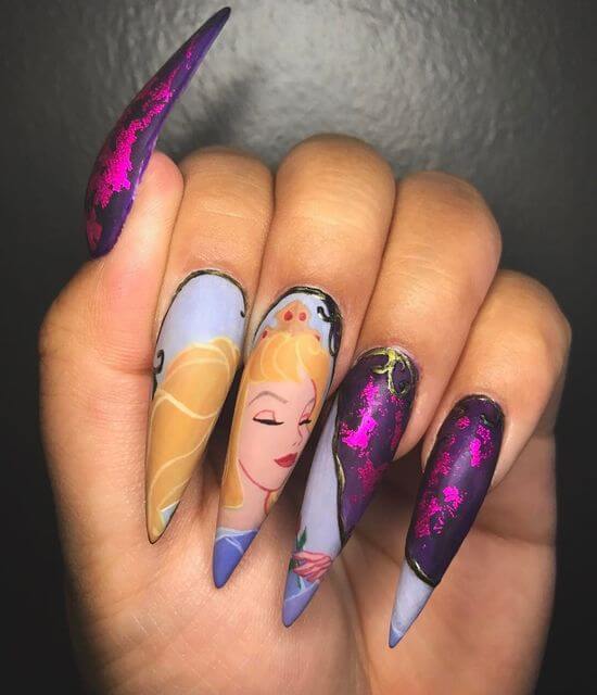 snow white birthday nails