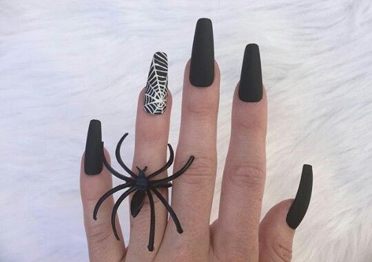 spider web nail designs