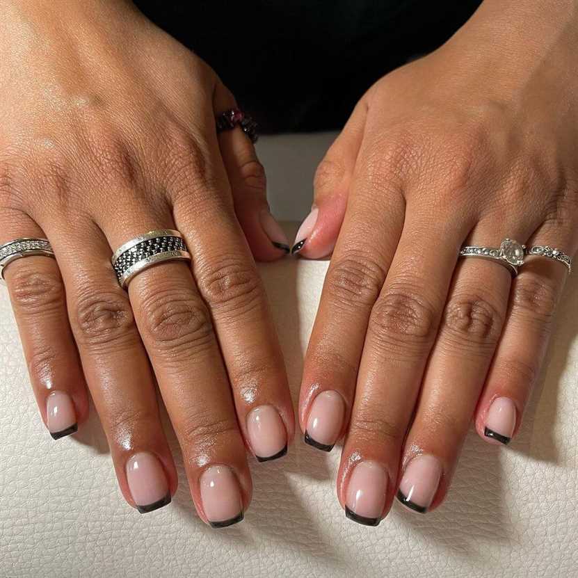 black french tip nail ideas for 2022