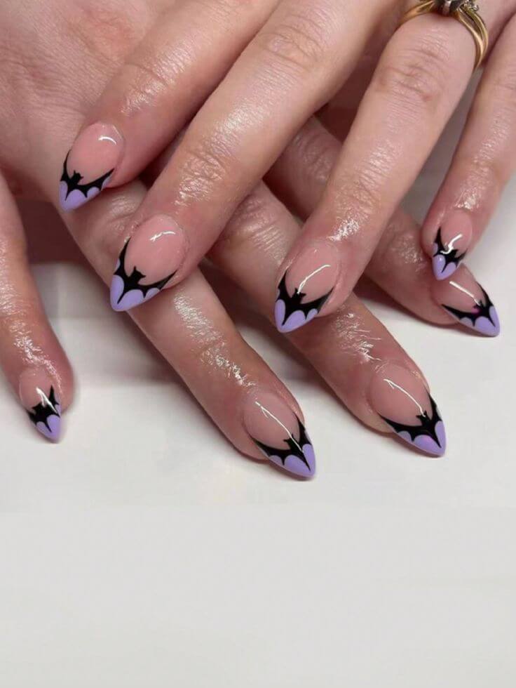 halloween vampire nails